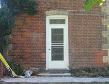 Brick Depainting - Brick Cleaning in Hamilton
